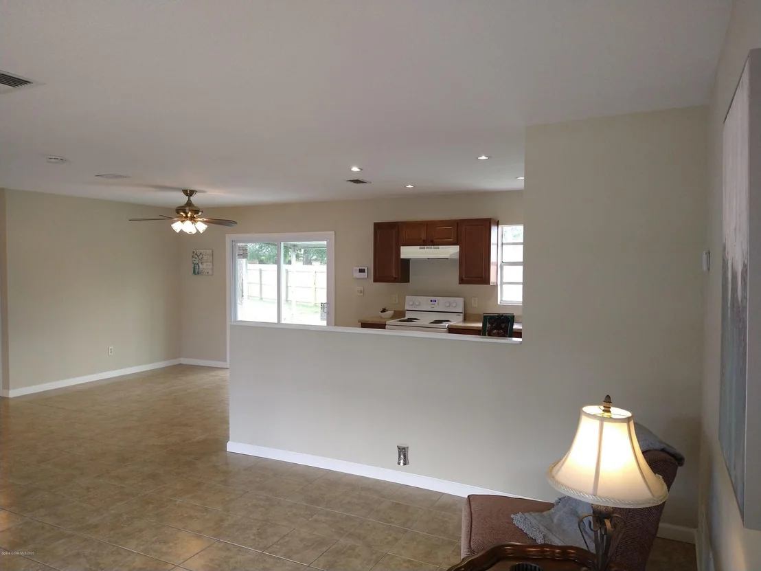 Photo of 791 Cranbrook Avenue NE