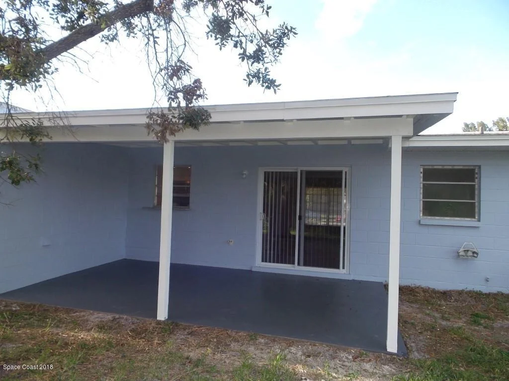 Photo of 1577 Queen Terrace