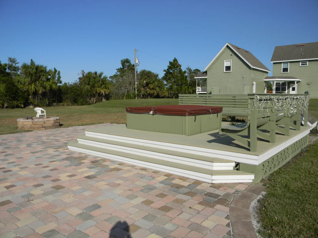 Photo of 3190 Leghorn Road