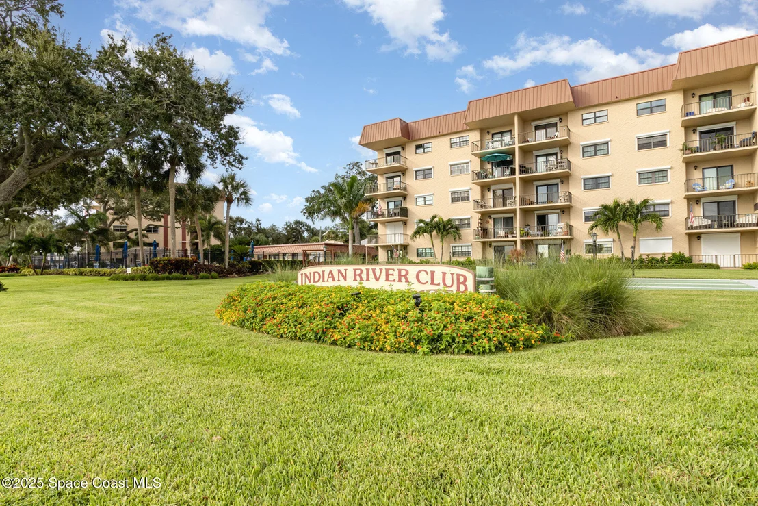 Photo of Unit 507B at 1049 Rockledge Drive