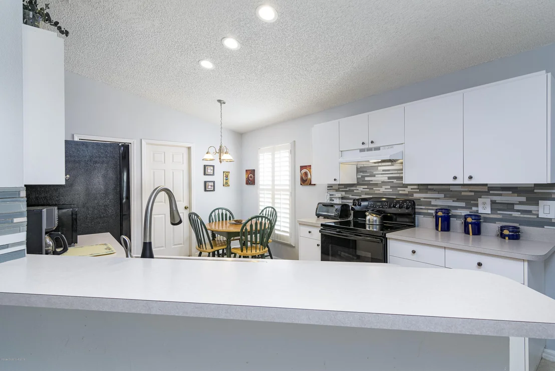 Photo of 752 Lake George Drive