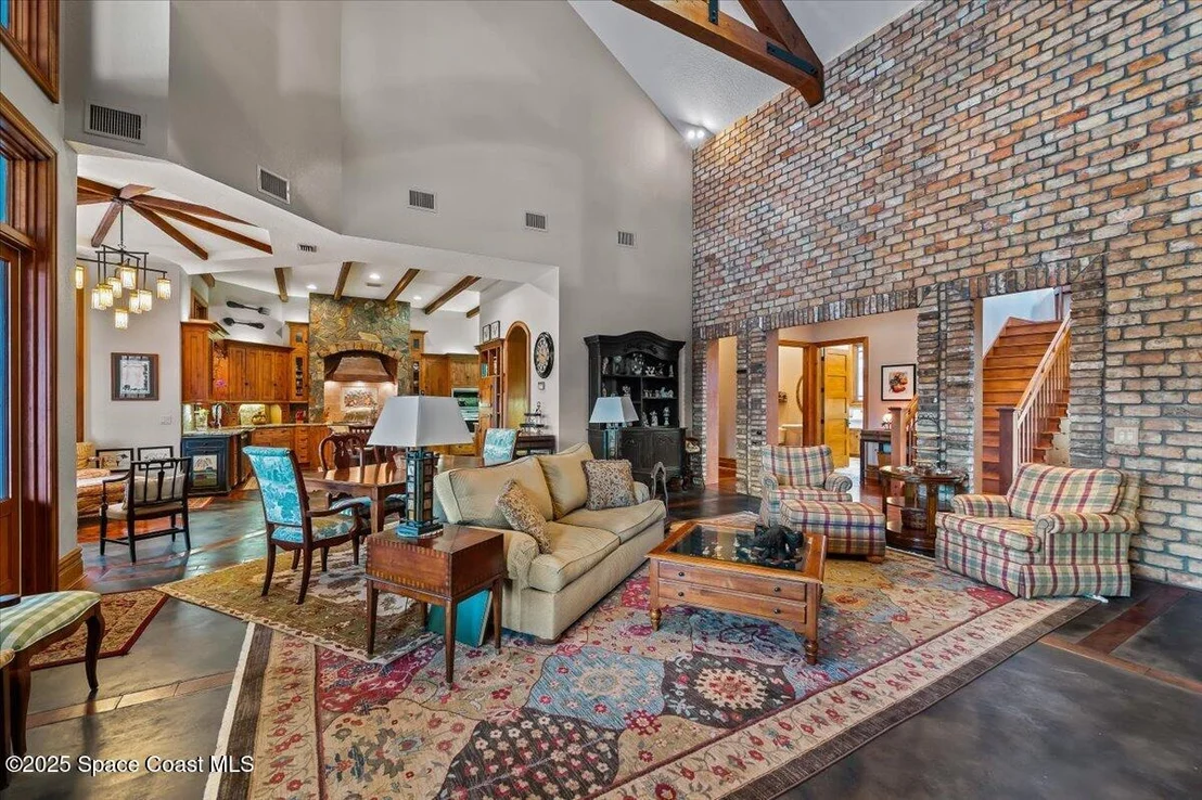 Photo of 586 Wethersfield Place