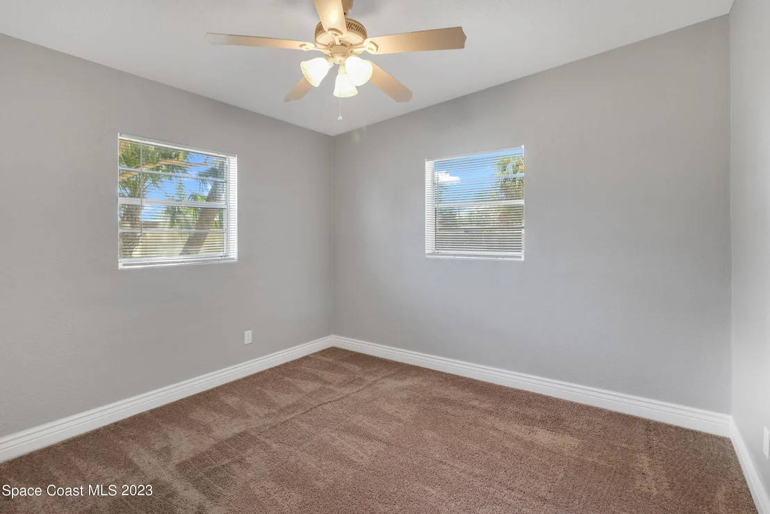 Photo of 1297 Ridgewood Drive