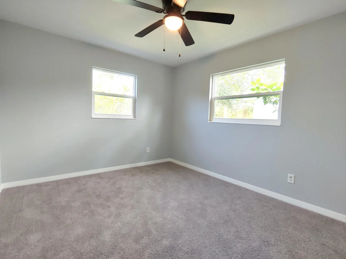 Photo of 1281 Estridge Drive