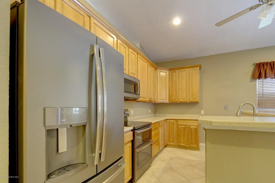 Photo of 1125 Brook Street NE