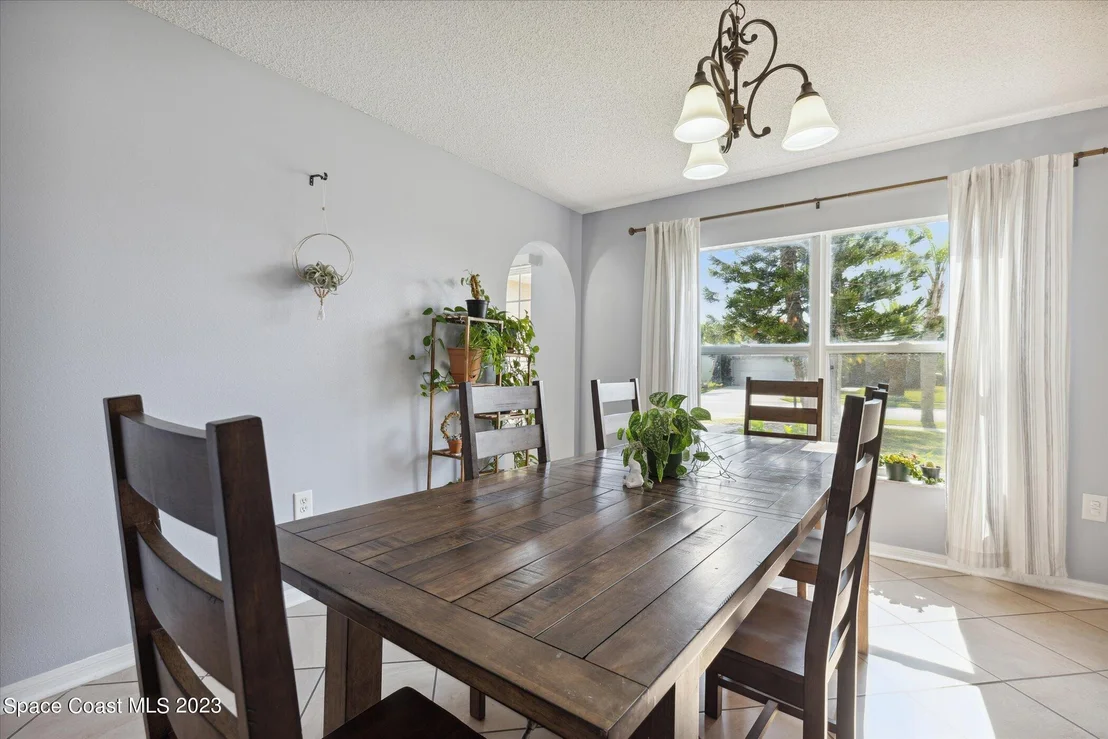 Photo of 2120 Myla Lane