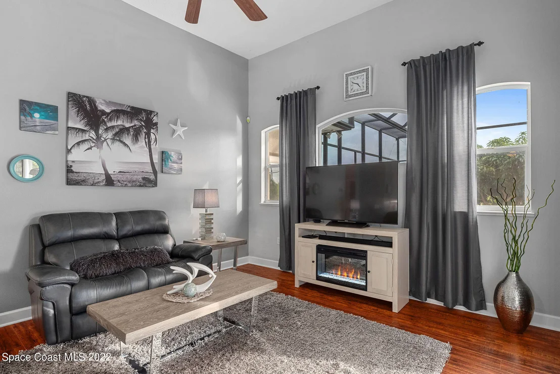 Photo of 1597 Auburn Lakes Drive
