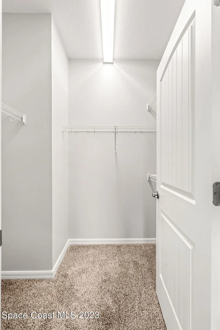 Photo of 8100 Lucent Court