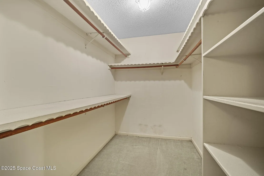 Photo of 1185 Ashlyn Drive