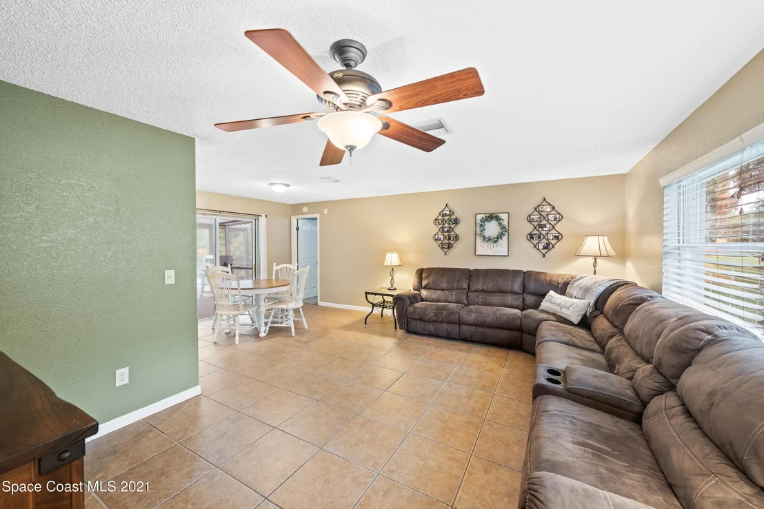 Photo of 2480 Cox Road