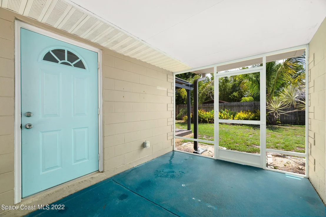 Photo of 323 Tulip Lane
