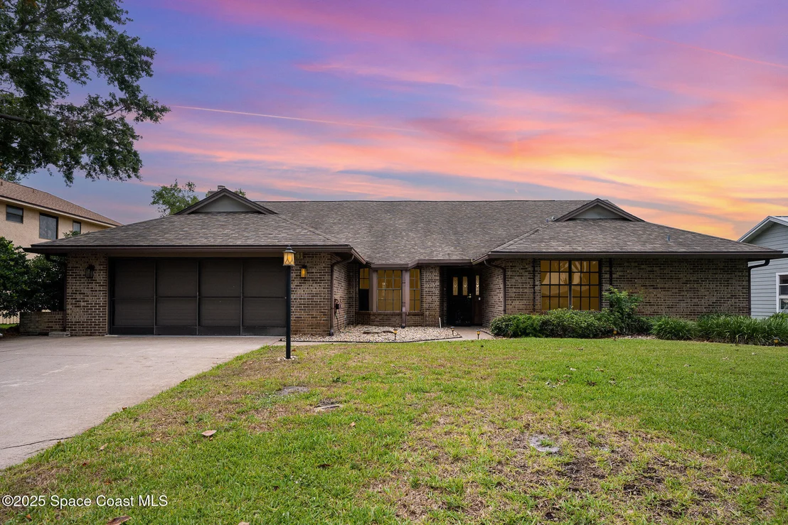 Photo of 441 Crystal Lake Drive