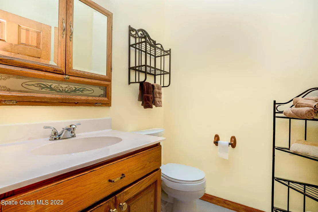 Photo of 2525 Mcgraw Avenue