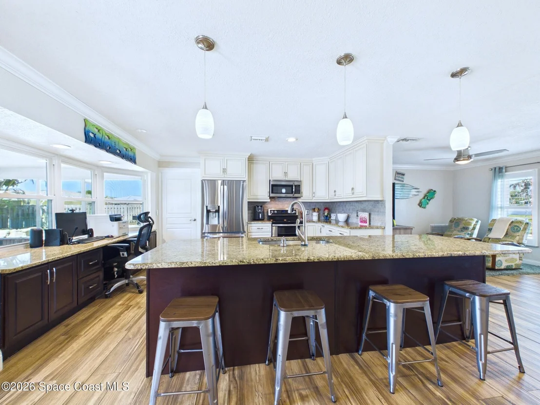 Photo of 645 Kingston Circle