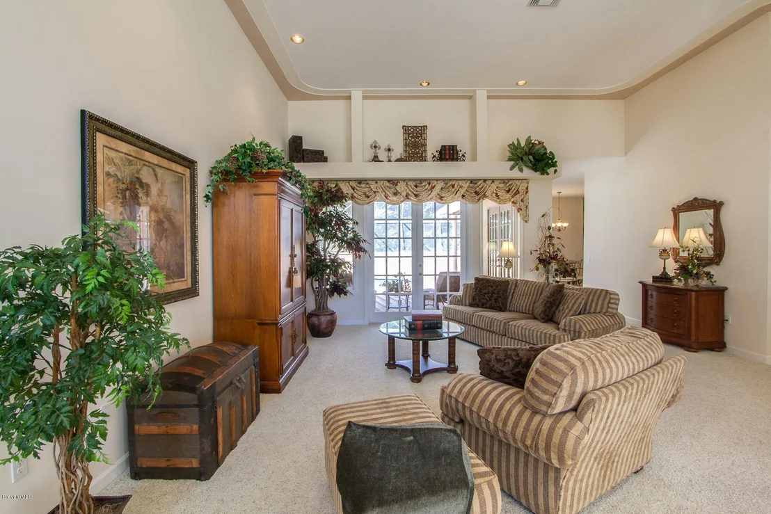 Photo of 140 Utopia Circle