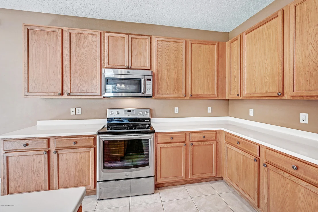 Photo of 3100 Eldron Boulevard SE