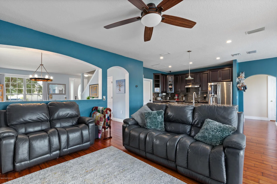Photo of 165 Sedgewood Circle