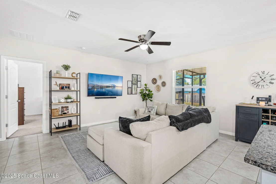 Photo of 6162 Rena Avenue