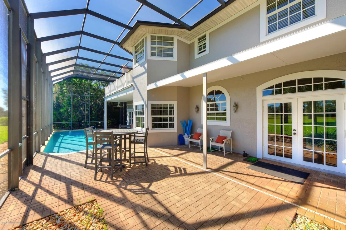Photo of 637 Woodbridge Drive