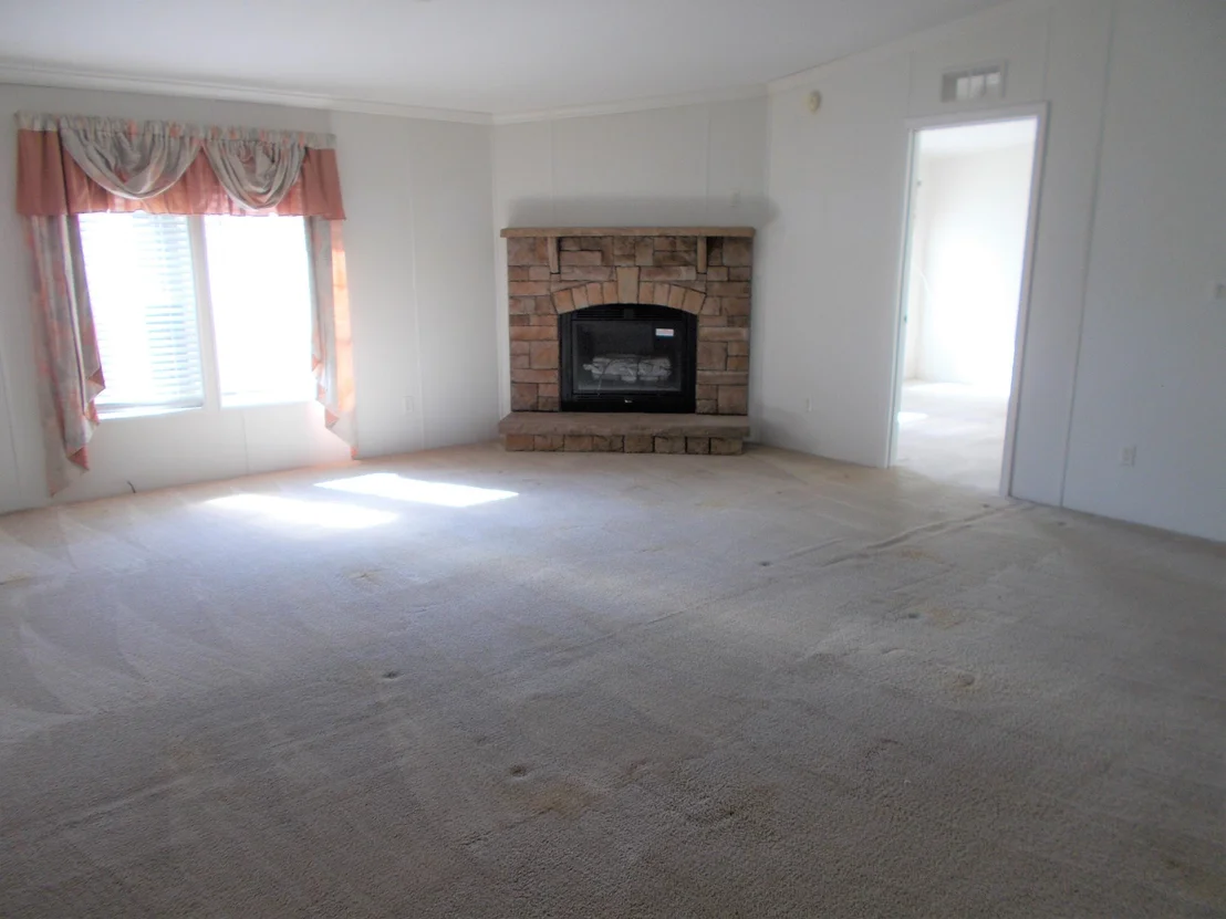 Photo of 915 W Cashew Circle W