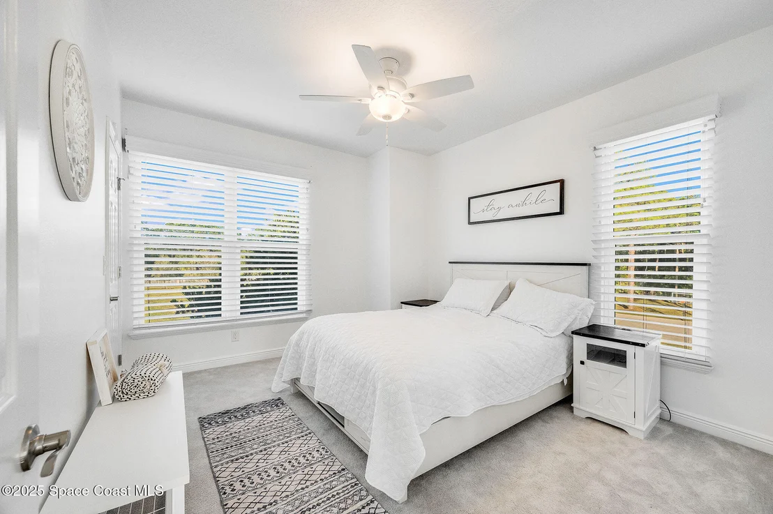 Photo of 4236 Hield Road NW