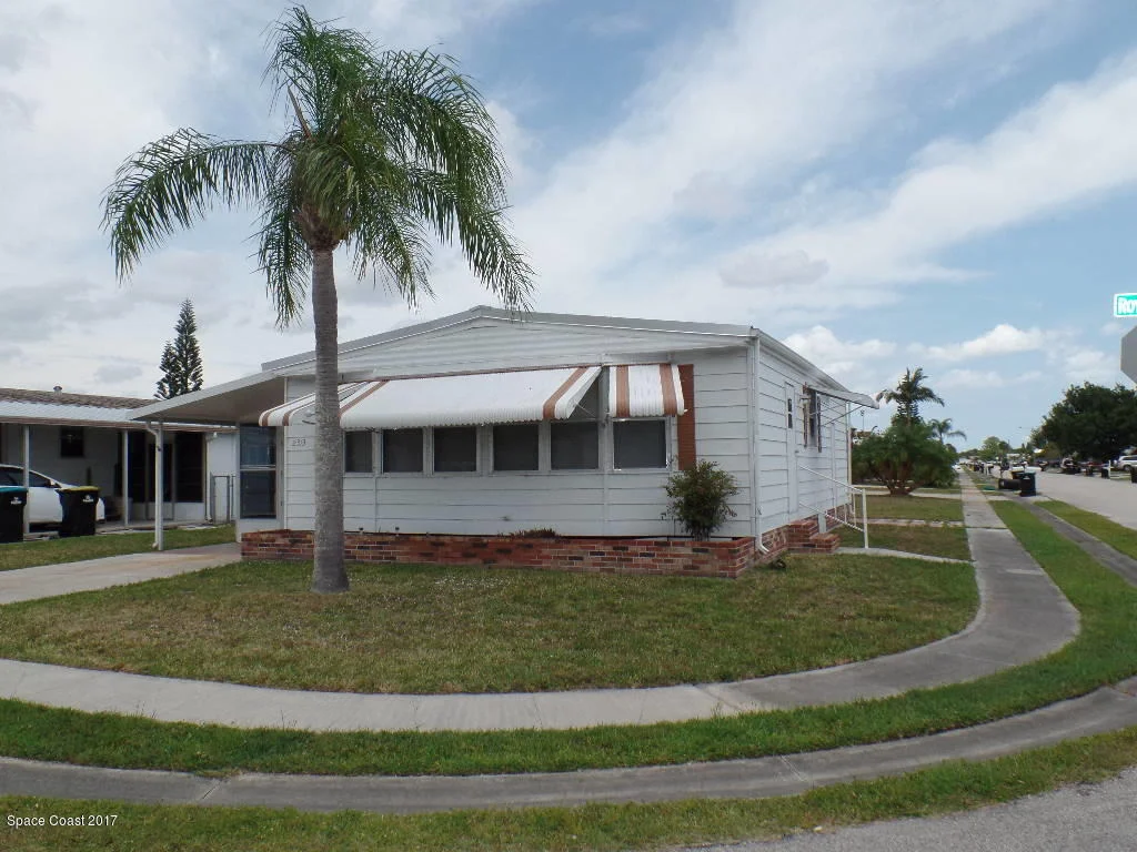 Photo of 2313 Royal Palm Dr. Ne