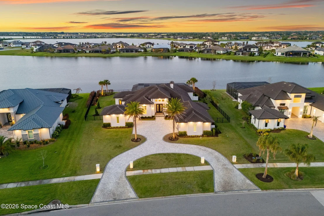 Photo of 3698 Lake Adelaide Place
