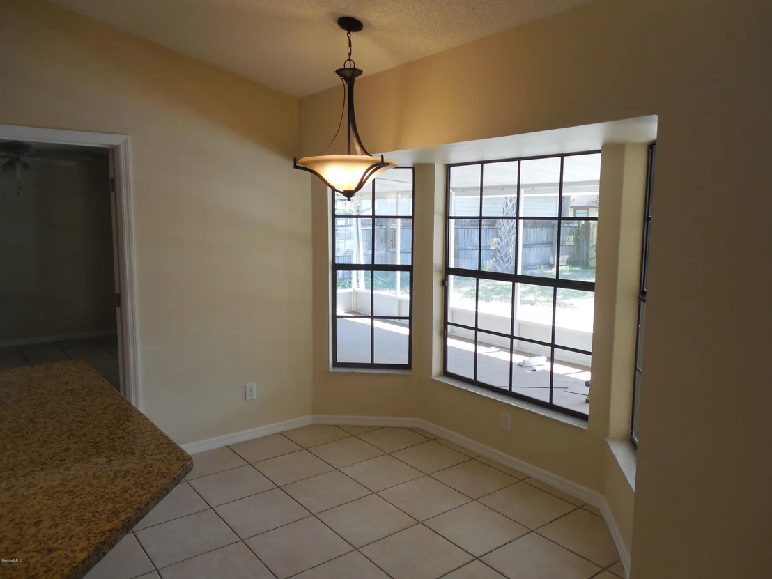 Photo of 6995 Bright Avenue