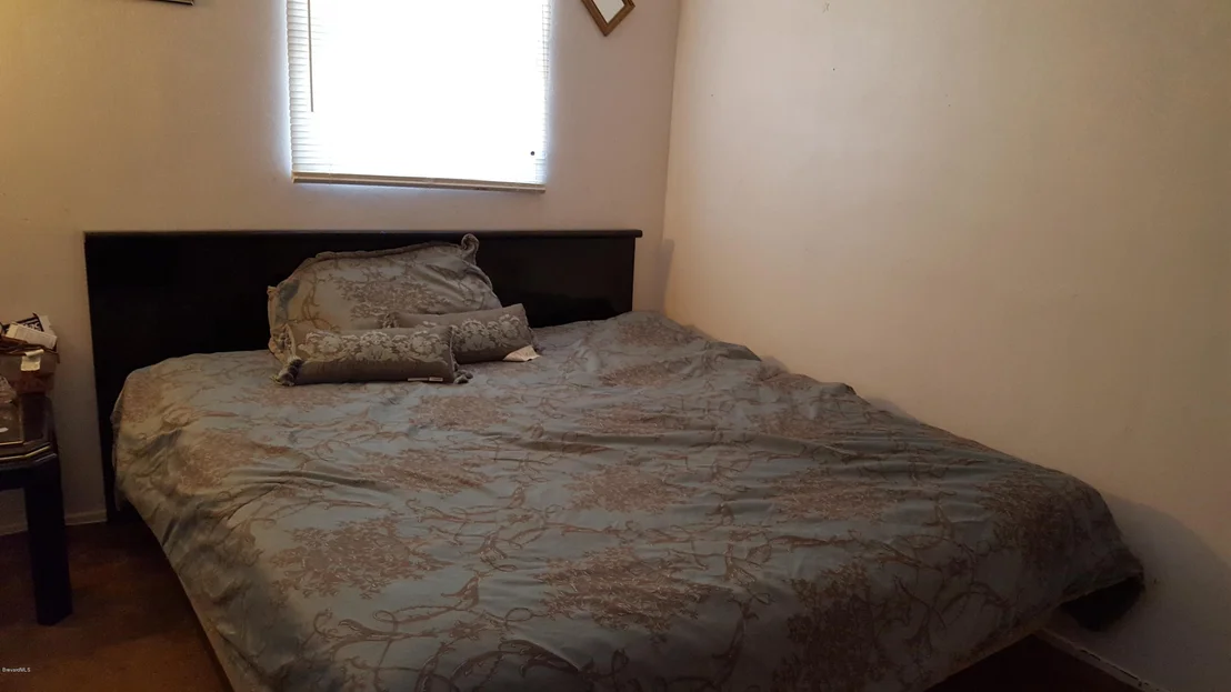 Photo of 1048 Cypress Lane