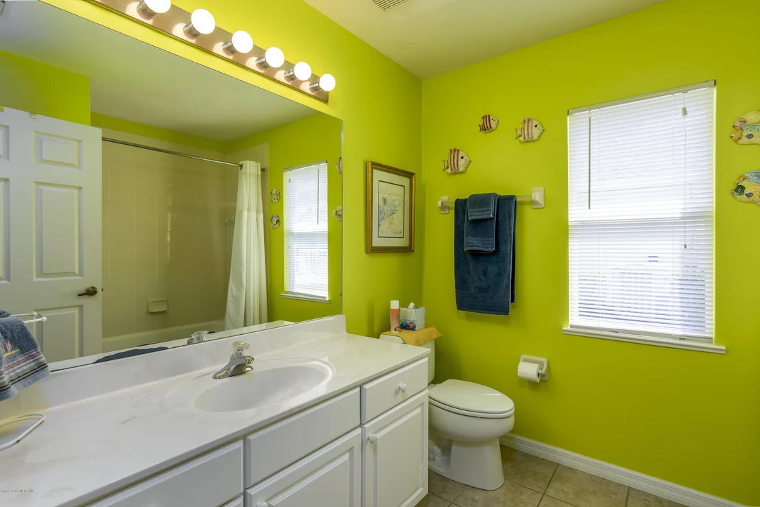 Photo of 804 Tavernier Circle NE