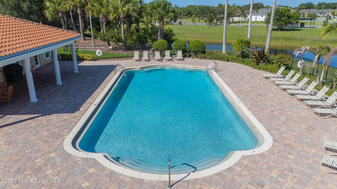 Photo of 3412 Hyperion Way SE