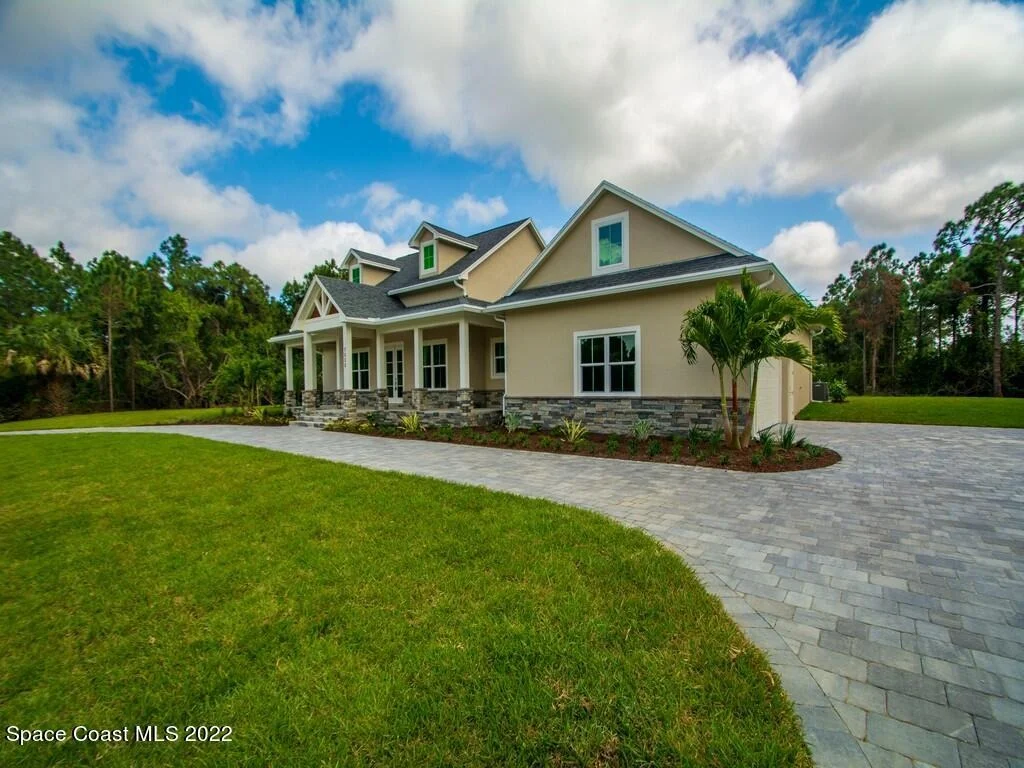 Photo of 7035 Indian River Boulevard