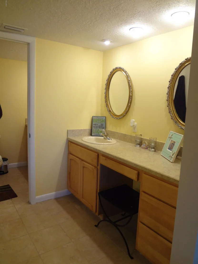 Photo of Unit 112 at 175 Highway A1a