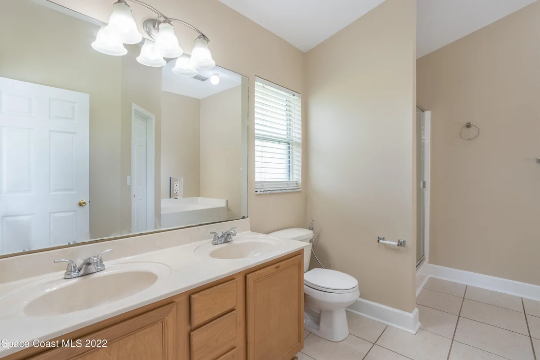 Photo of 2400 Bridgeport Circle