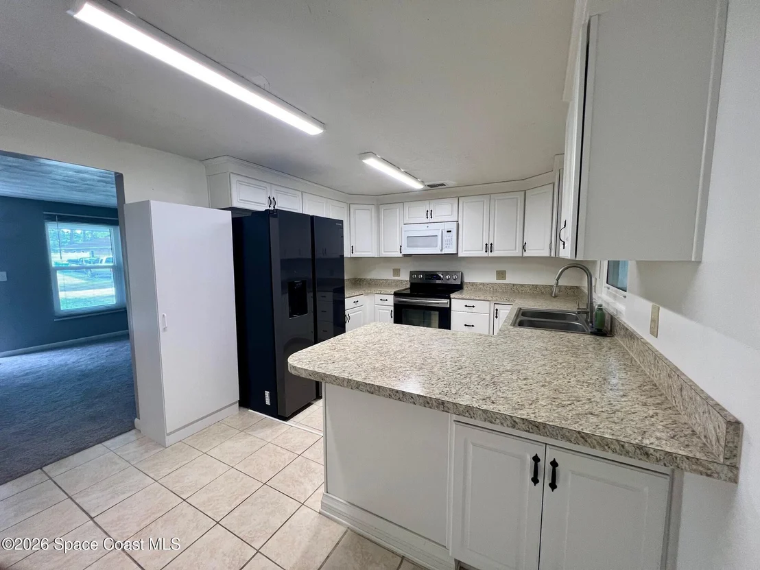 Photo of 6570 Dock Avenue