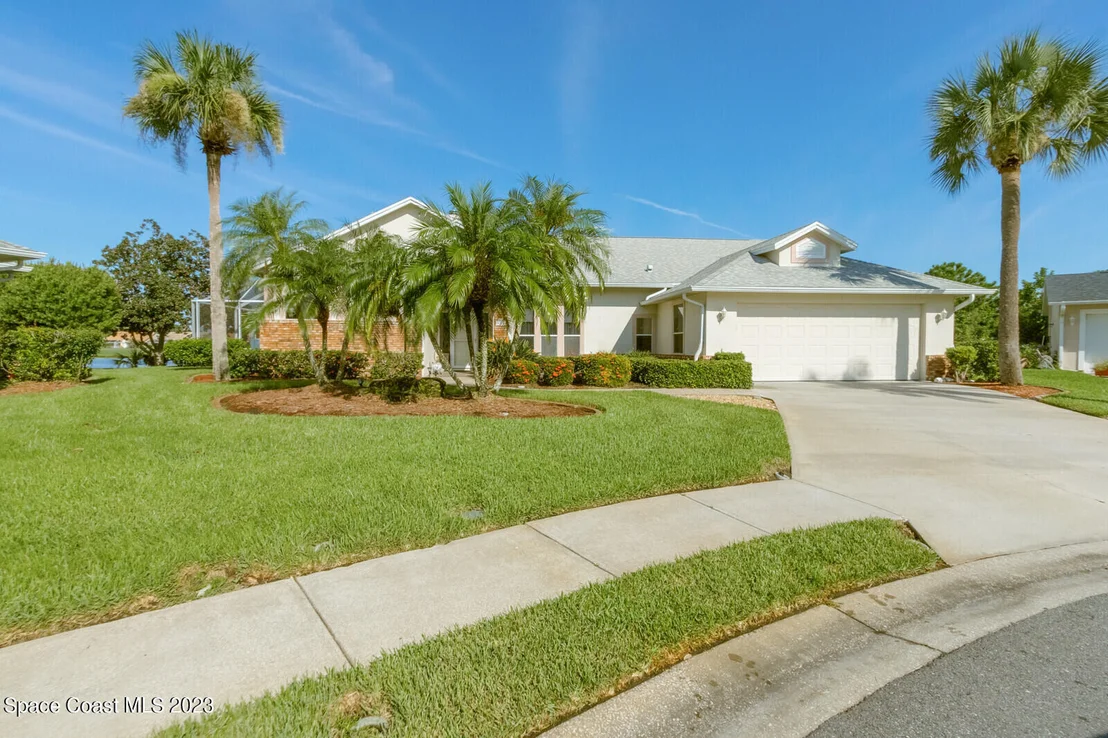 Photo of 986 Somerset Lane