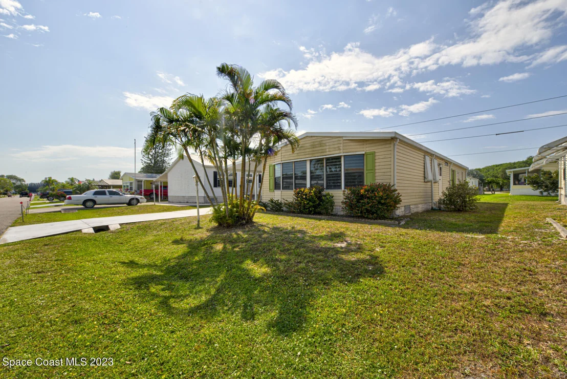 Photo of 5351 Bannock Street