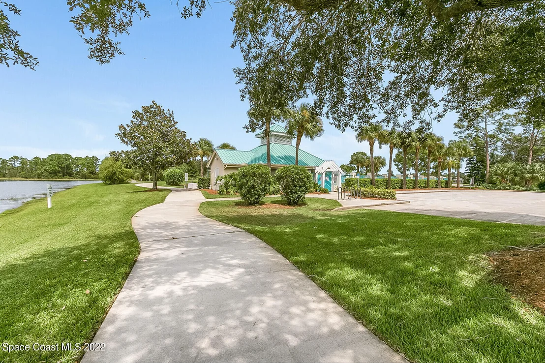 Photo of 1220 Starling Way