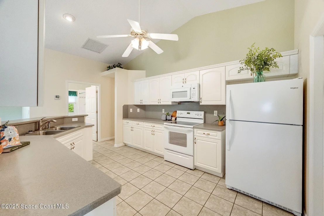 Photo of 3990 Tangle Drive