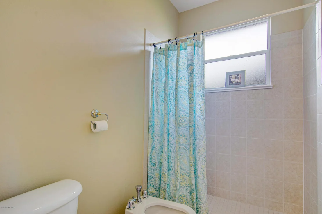Photo of 1617 Auburn Lakes Drive