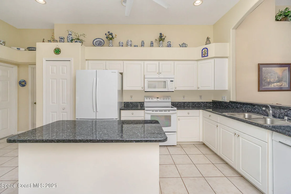 Photo of 1575 Ficus Point Drive