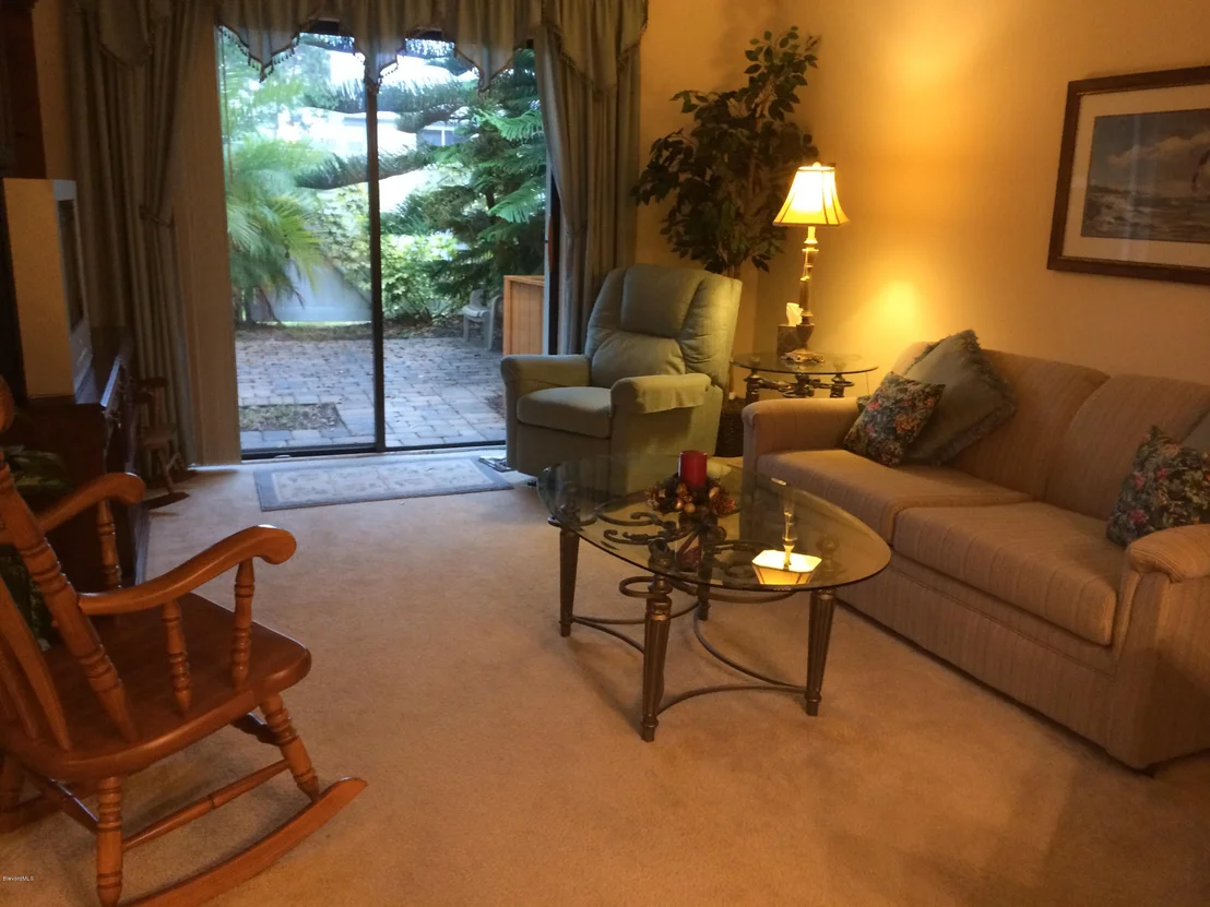 Photo of Unit 102 at 870 Luminary Circle