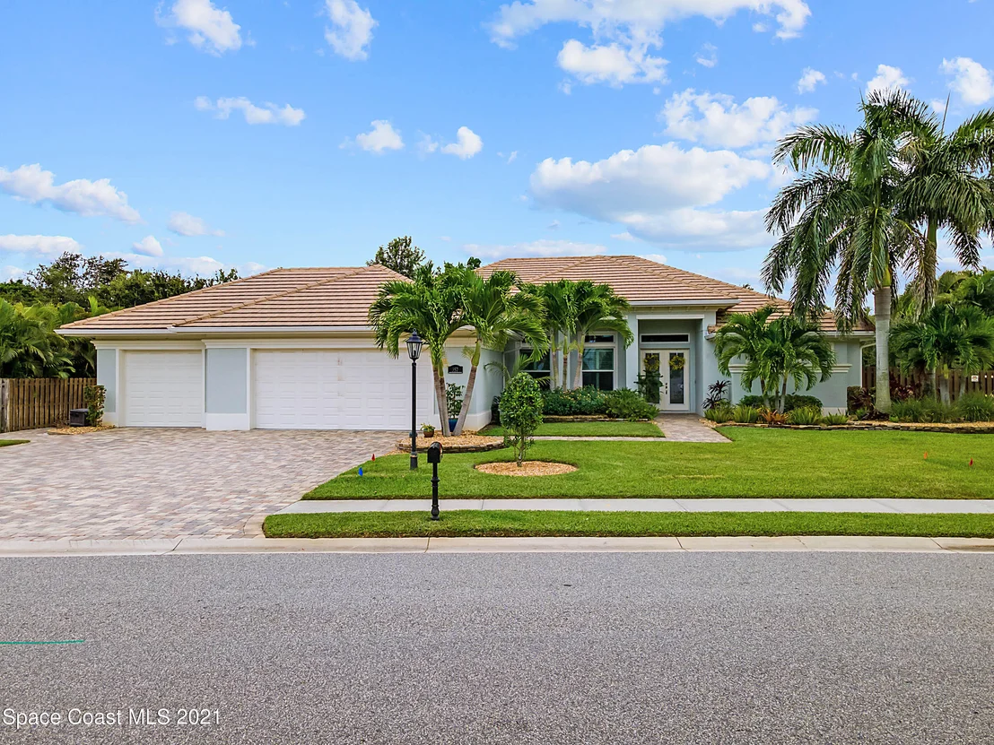 Photo of 357 Southampton Drive
