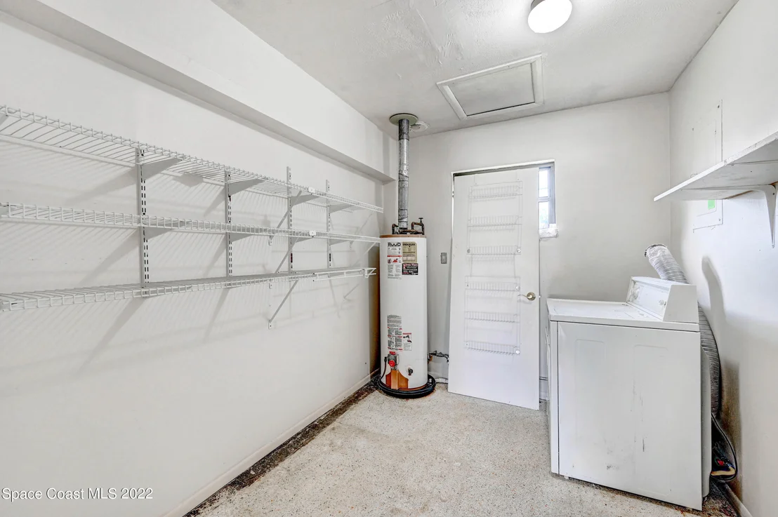 Photo of 995 Beacon Road