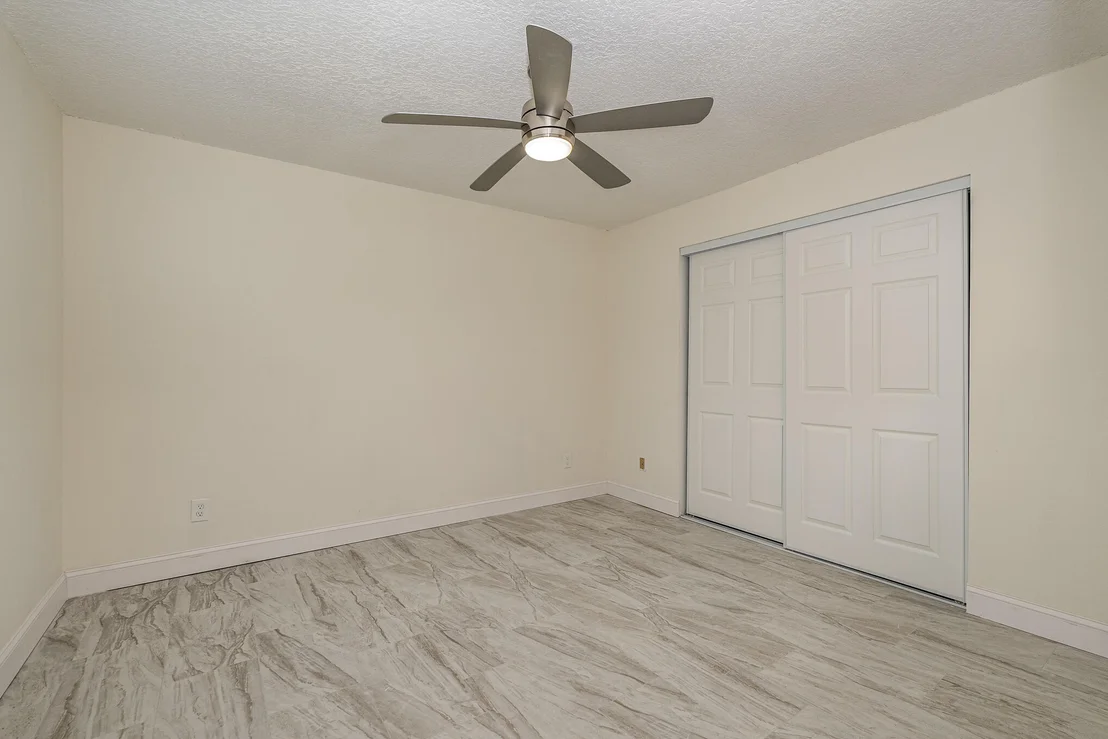 Photo of 2896 Lancaster Road