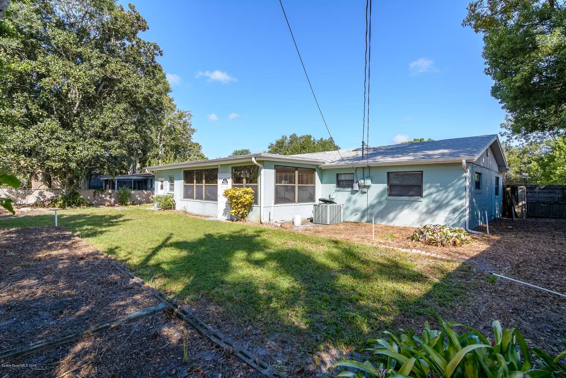 Photo of 955 Cristobal Drive