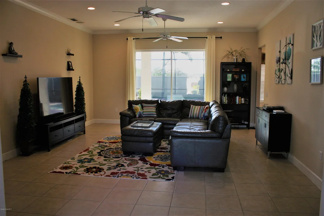 Photo of 5940 Rusack Drive