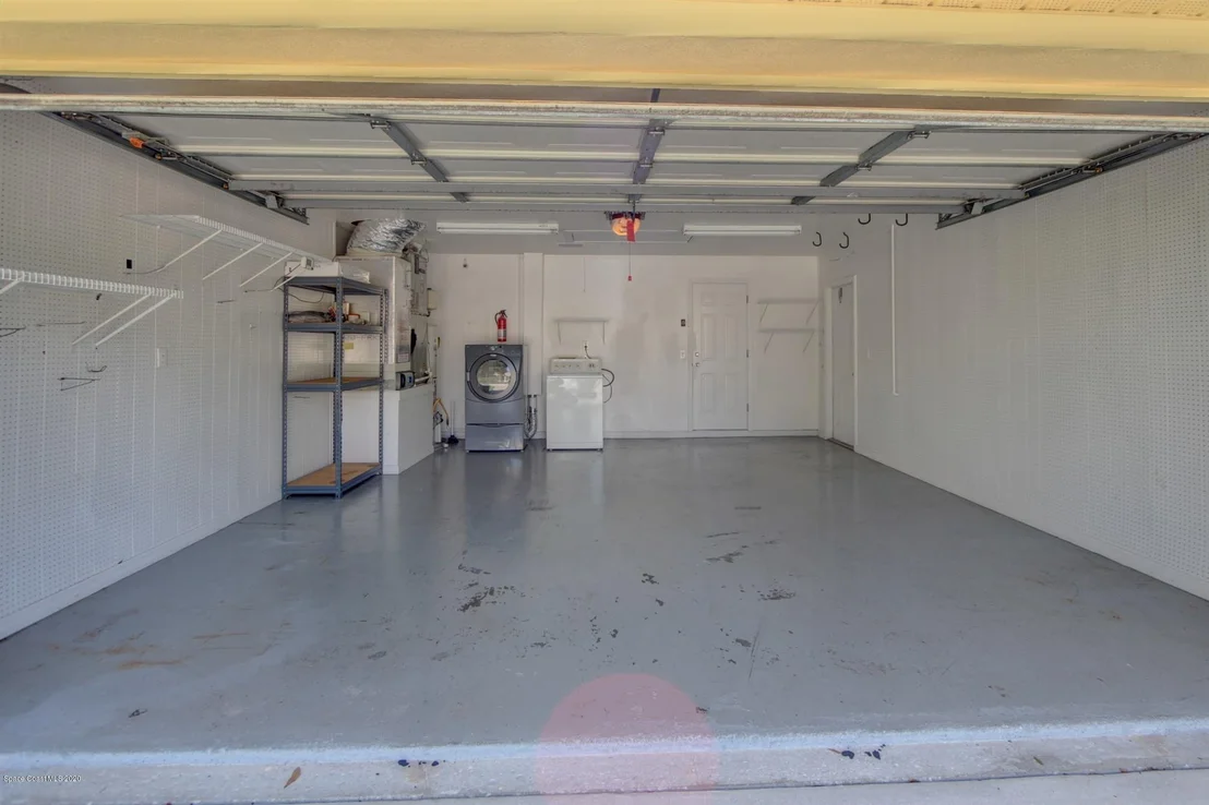 Photo of 940 Pelican Lane