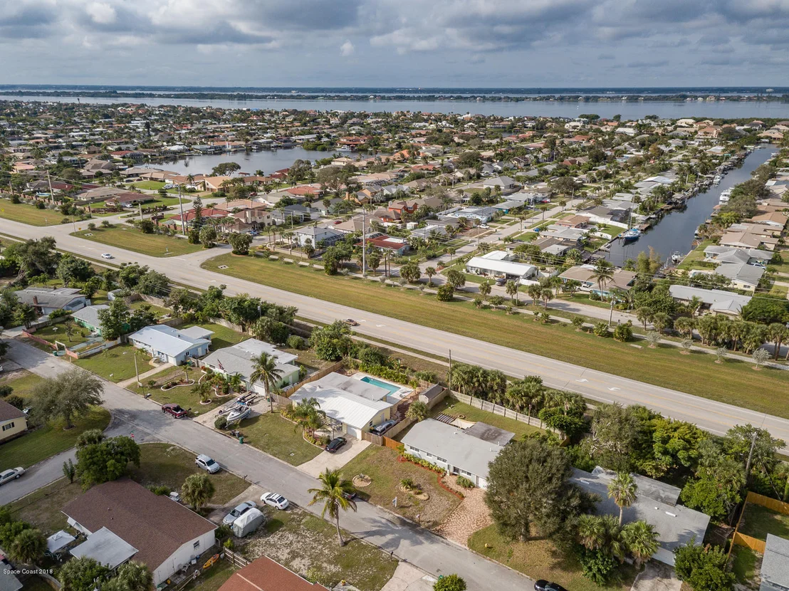 Photo of 280 Albatross Drive
