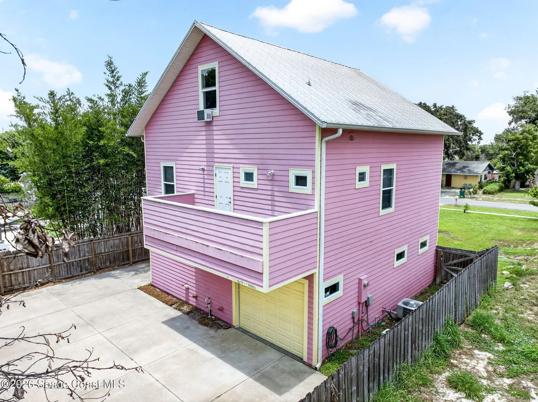 Photo of 323 Mc Leod Drive